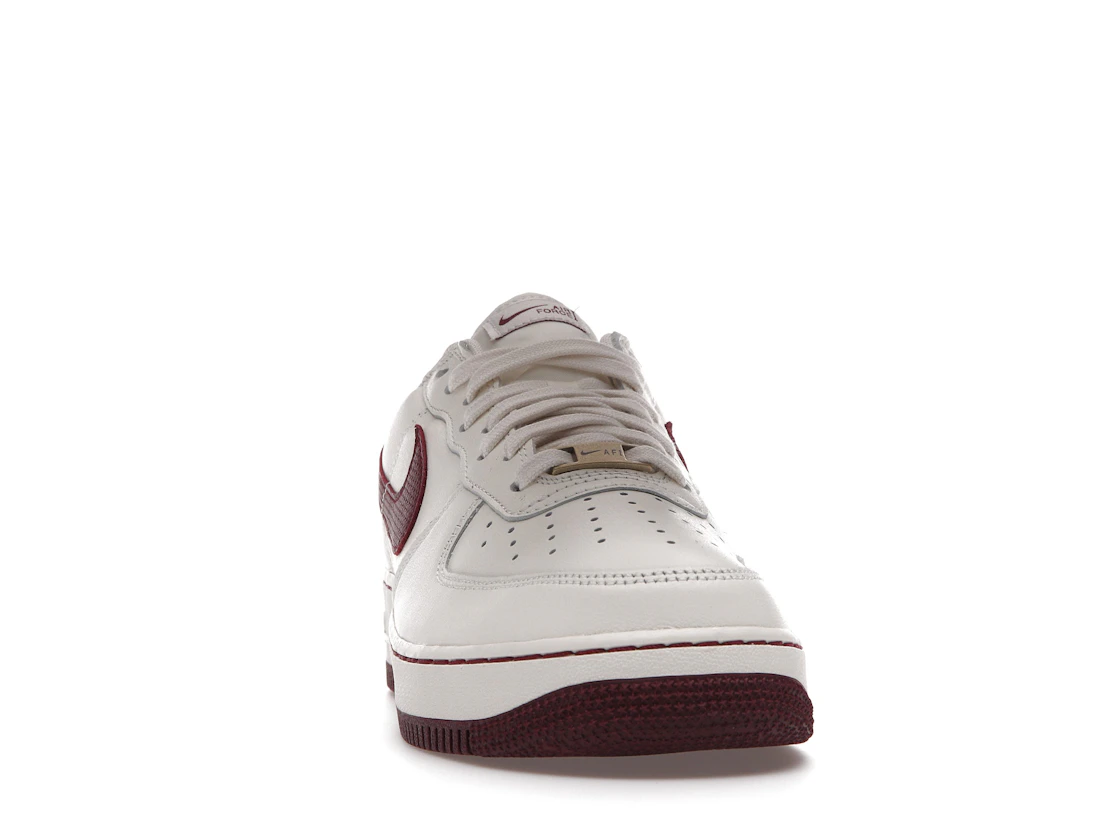 Vue 9 de Nike Air Force 1 Low '07 Craft Dark Beetroot