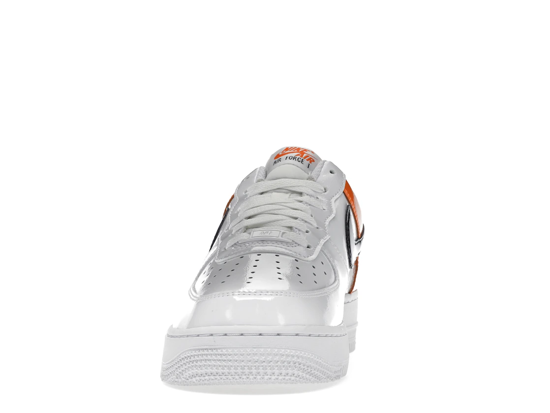Vue 11 de Nike Air Force 1 Low '07 Essential White/Brilliant Orange 
