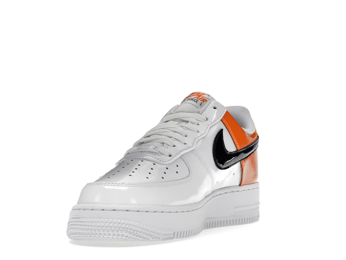 Vue 13 de Nike Air Force 1 Low '07 Essential White/Brilliant Orange 