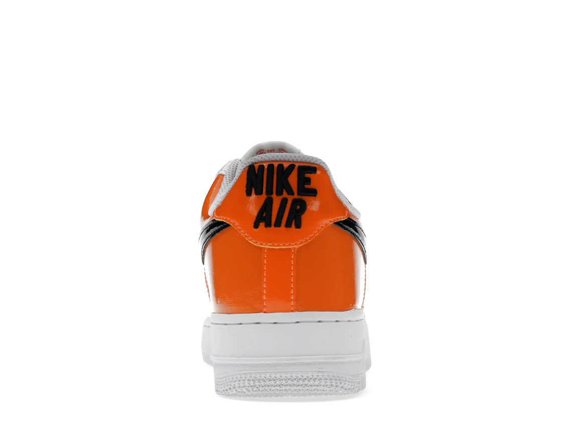 Vue 28 de Nike Air Force 1 Low '07 Essential White/Brilliant Orange 