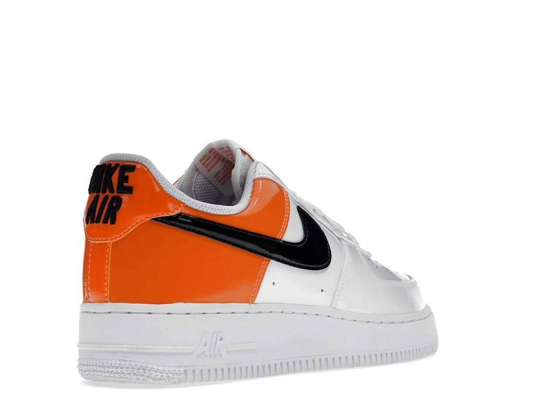 Vue 32 de Nike Air Force 1 Low '07 Essential White/Brilliant Orange 