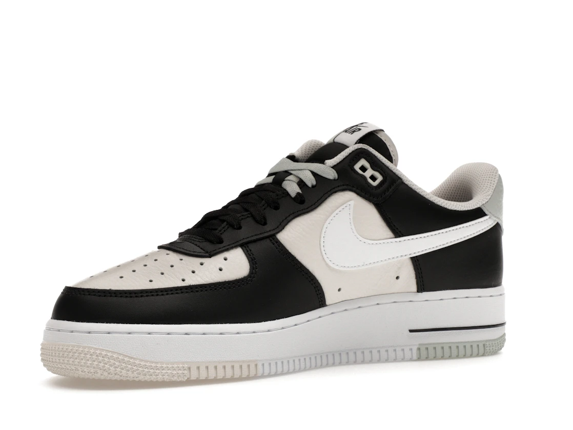 Vue 16 de Nike Air Force 1 Low '07 LV8 Split Black Phantom