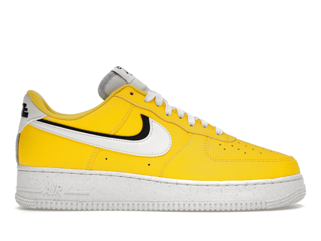 Vue 1 de Nike Air Force 1 Low '07 LV8 Tour Yellow Sail Black