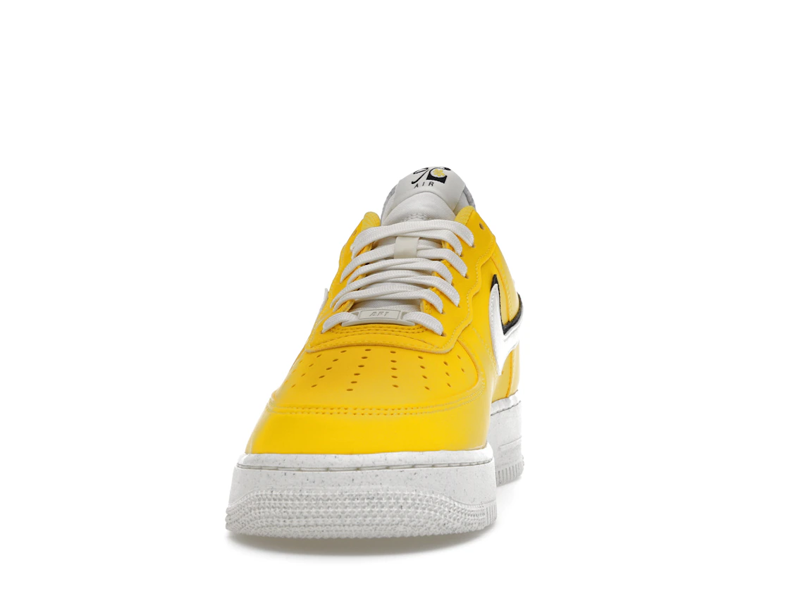 Vue 11 de Nike Air Force 1 Low '07 LV8 Tour Yellow Sail Black