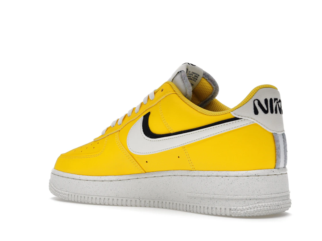 Vue 23 de Nike Air Force 1 Low '07 LV8 Tour Yellow Sail Black