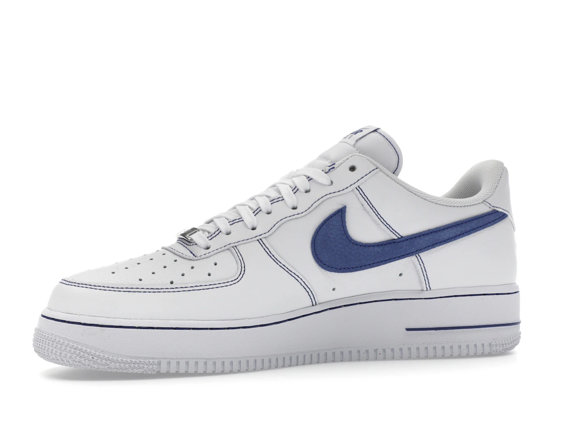 Vue 17 de Nike Air Force 1 Low '07 LV8 White Deep Royal Blue