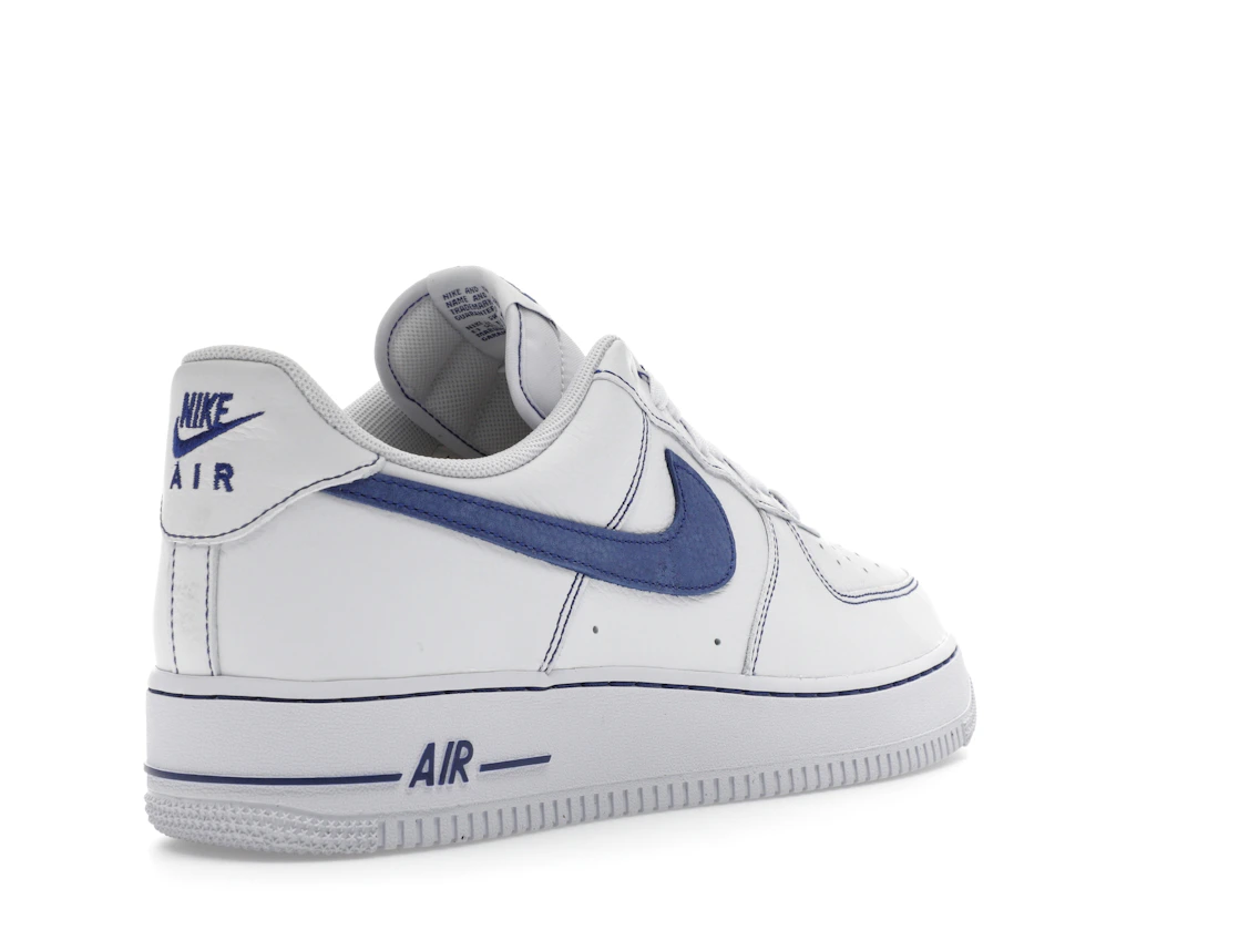 Vue 32 de Nike Air Force 1 Low '07 LV8 White Deep Royal Blue