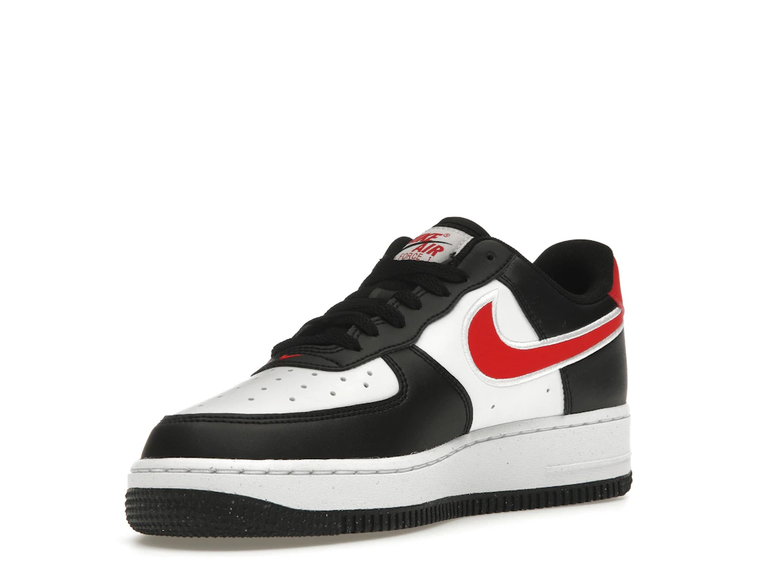 Vue 14 de Nike Air Force 1 Low '07 Next Nature Black White University Red