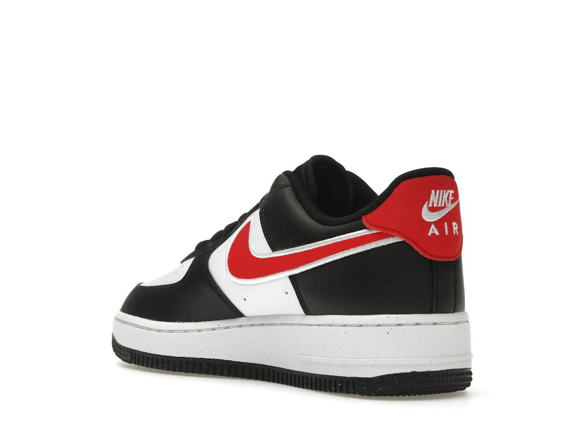Vue 24 de Nike Air Force 1 Low '07 Next Nature Black White University Red