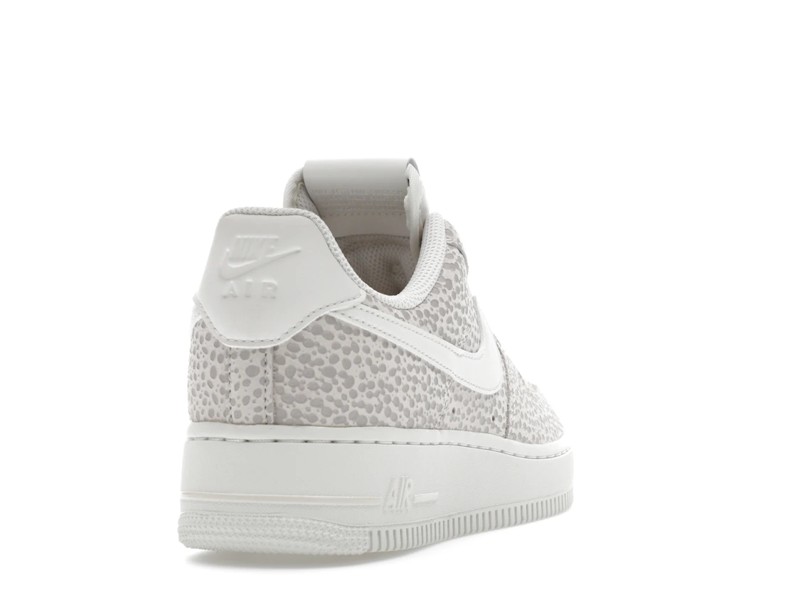Vue 30 de Nike Air Force 1 Low '07 PRM Safari Photon Dust 