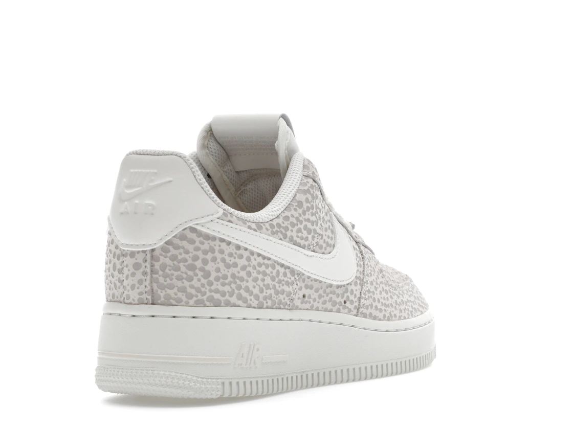 Vue 31 de Nike Air Force 1 Low '07 PRM Safari Photon Dust 