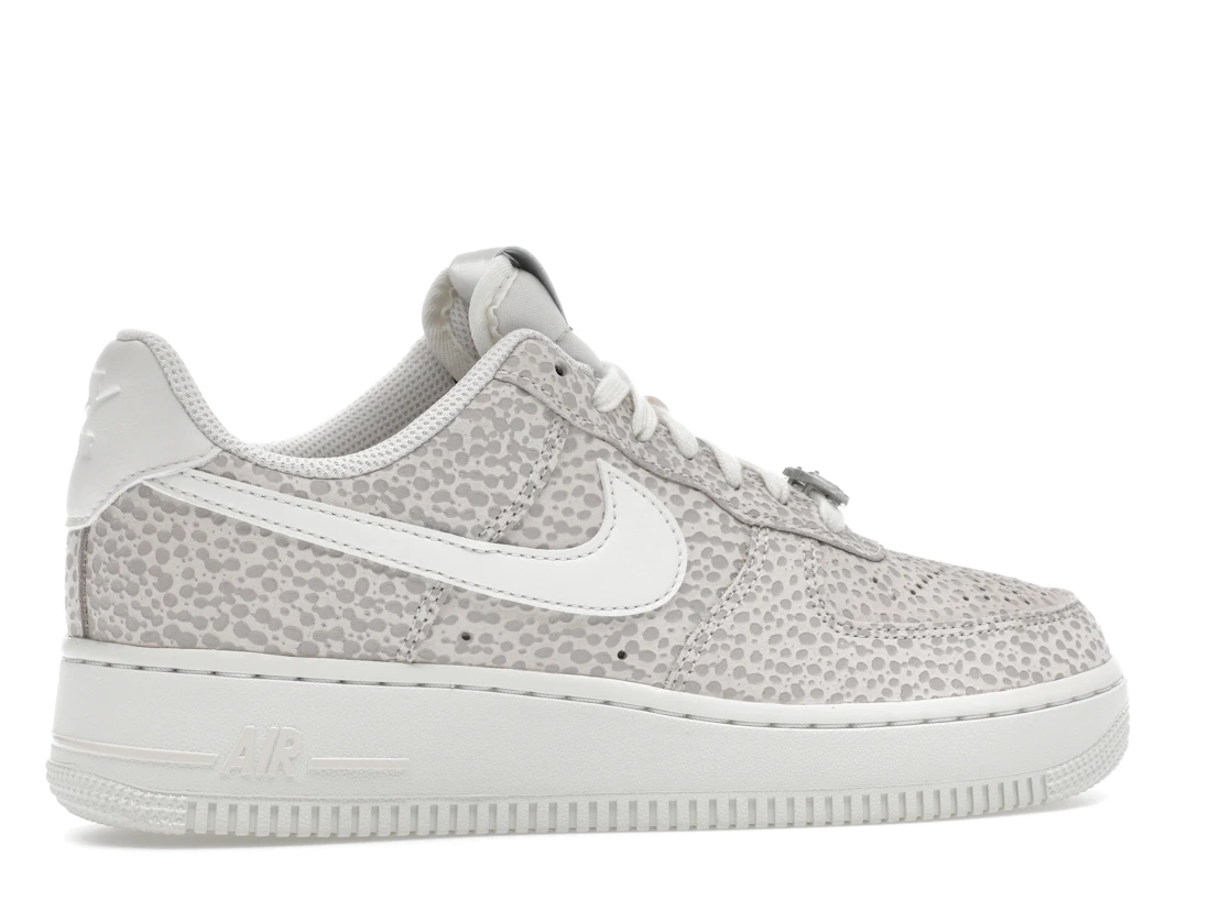 Vue 35 de Nike Air Force 1 Low '07 PRM Safari Photon Dust 