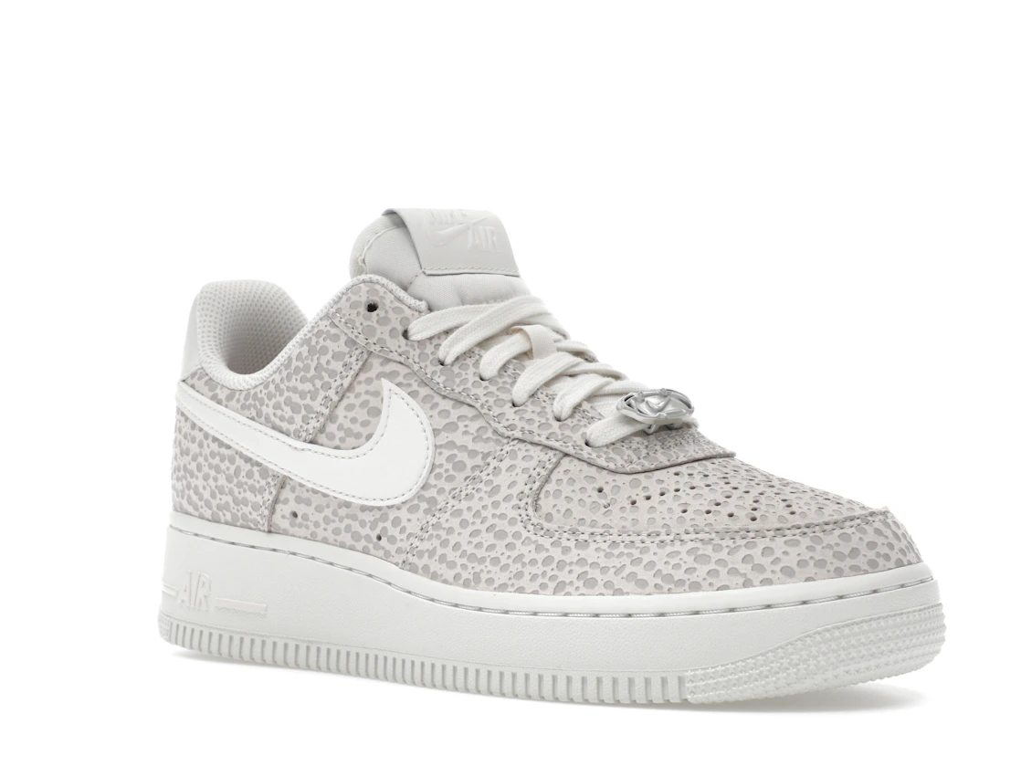 Vue 5 de Nike Air Force 1 Low '07 PRM Safari Photon Dust 