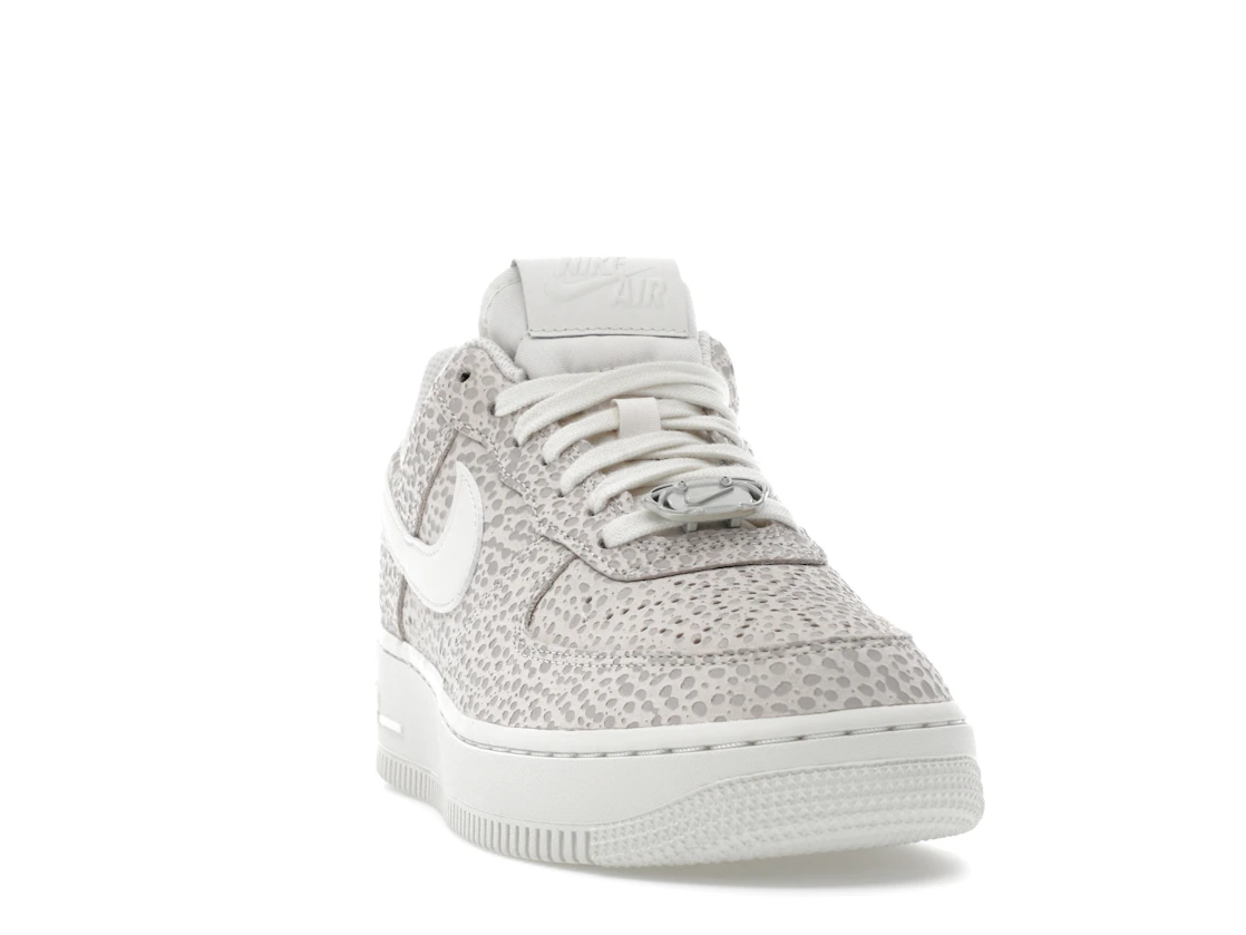 Vue 8 de Nike Air Force 1 Low '07 PRM Safari Photon Dust 