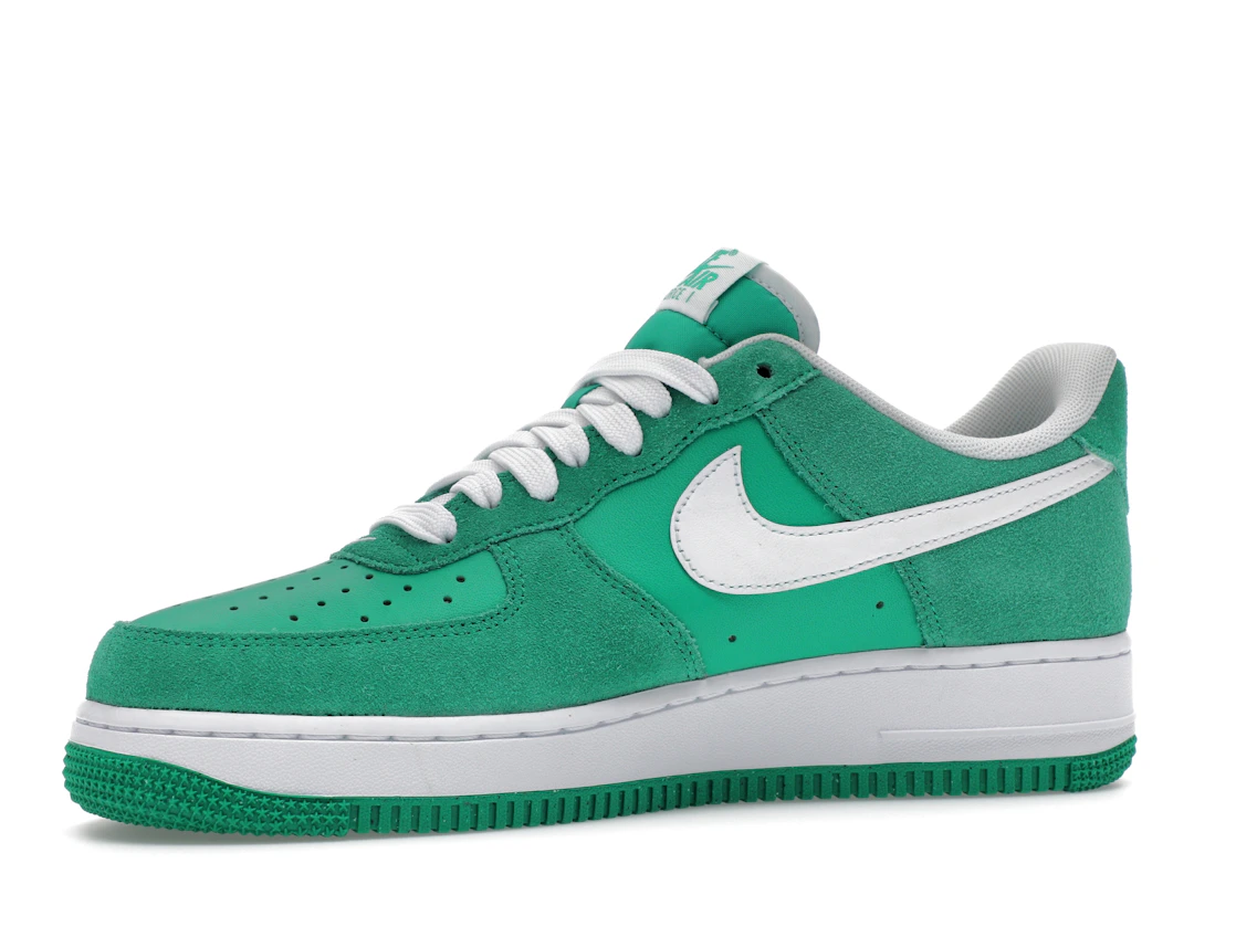 Vue 17 de Nike Air Force 1 Low '07 SK8 Stadium Green