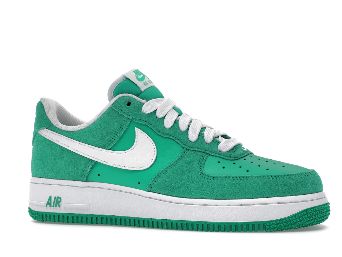 Vue 3 de Nike Air Force 1 Low '07 SK8 Stadium Green