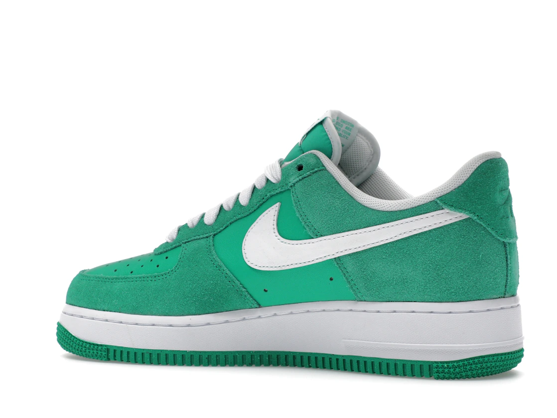 Vue 22 de Nike Air Force 1 Low '07 SK8 Stadium Green