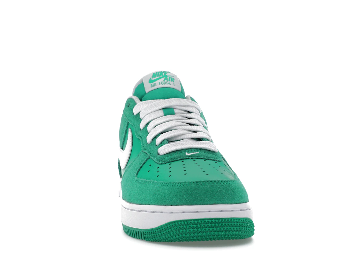 Vue 9 de Nike Air Force 1 Low '07 SK8 Stadium Green