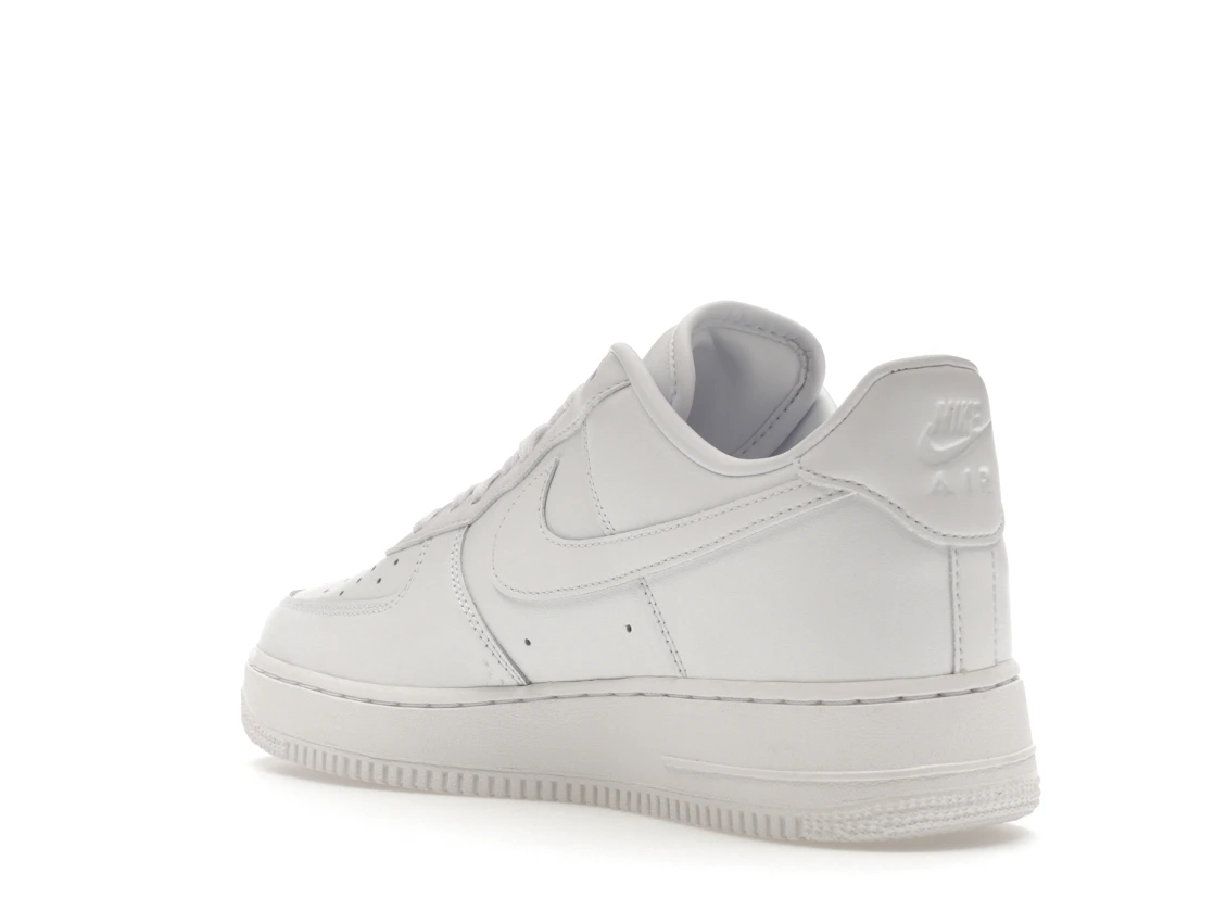 Vue 24 de Nike Air Force 1 Low '07 Fresh White