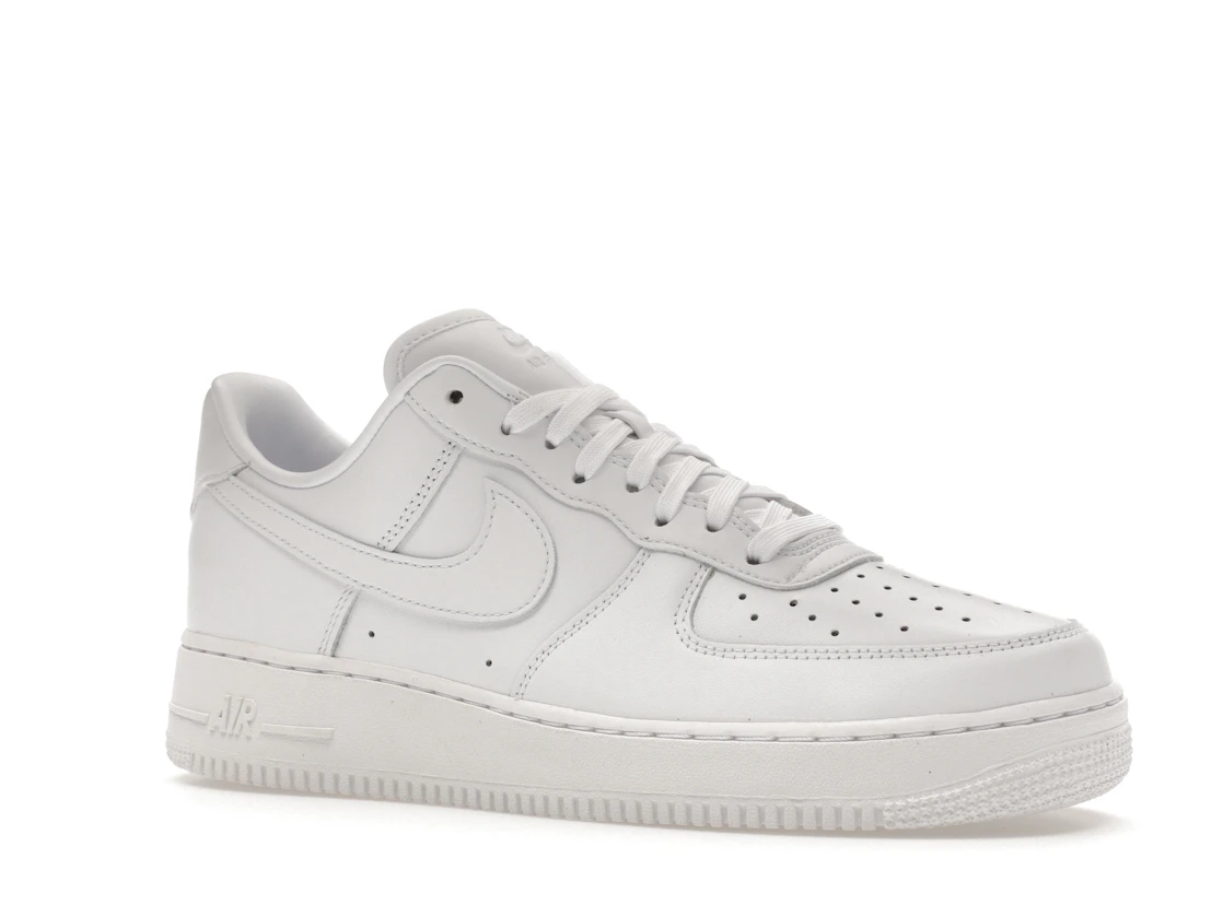 Vue 4 de Nike Air Force 1 Low '07 Fresh White