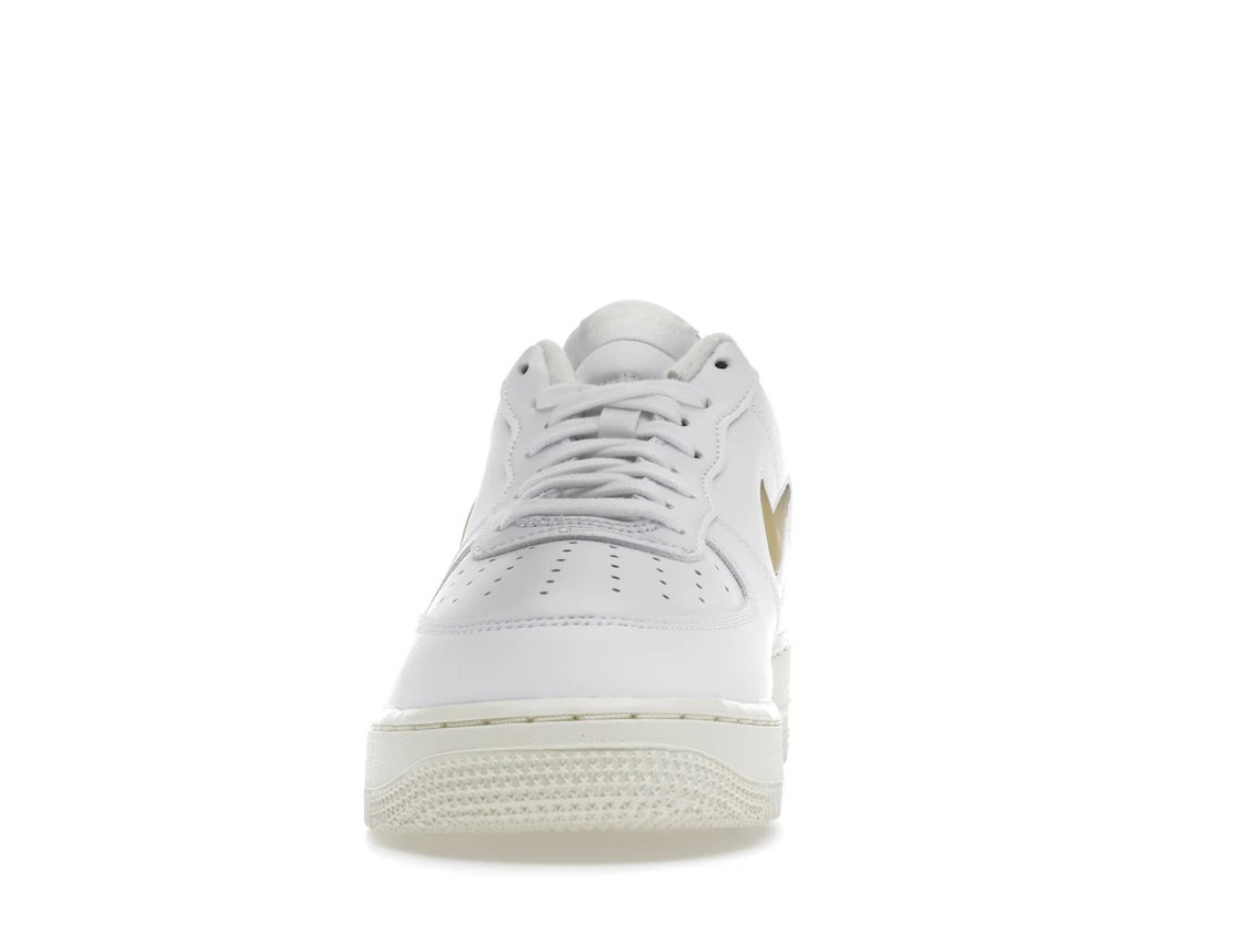Vue 11 de Nike Air Force 1 Low '07 Jewel Pale Vanilla