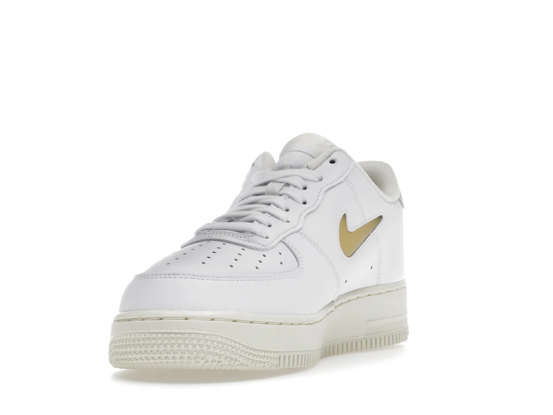 Vue 13 de Nike Air Force 1 Low '07 Jewel Pale Vanilla