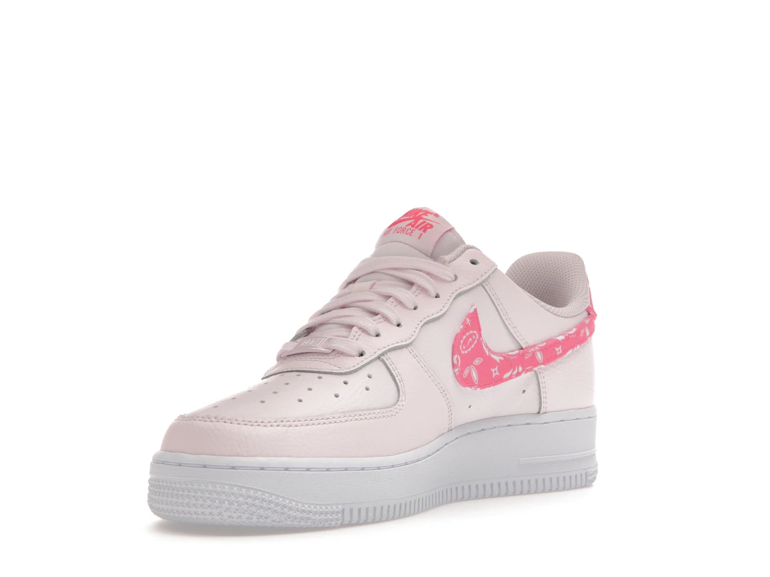 Vue 14 de Nike Air Force 1 Low '07 Paisley Pack Pink 