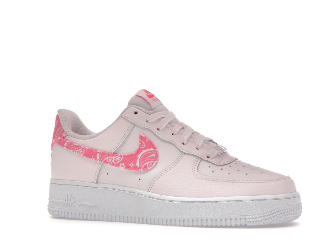Vue 3 de Nike Air Force 1 Low '07 Paisley Pack Pink 