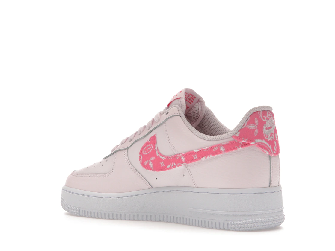 Vue 23 de Nike Air Force 1 Low '07 Paisley Pack Pink 