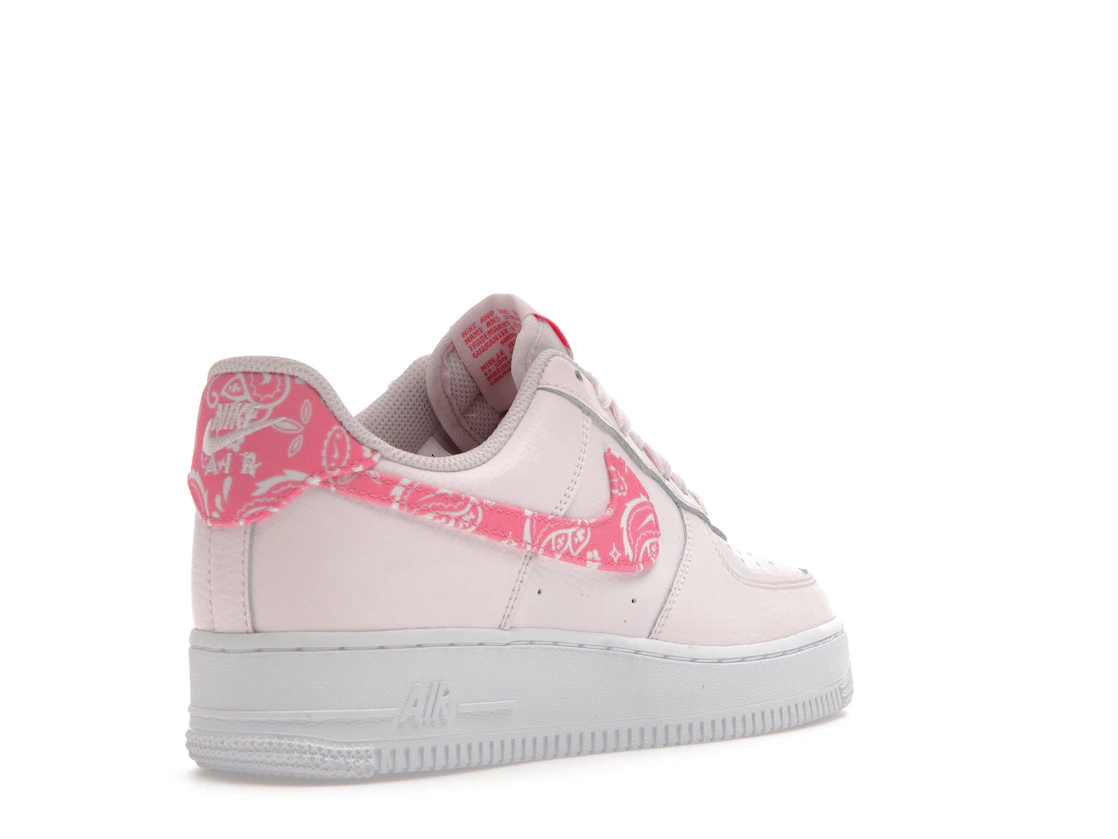 Vue 32 de Nike Air Force 1 Low '07 Paisley Pack Pink 