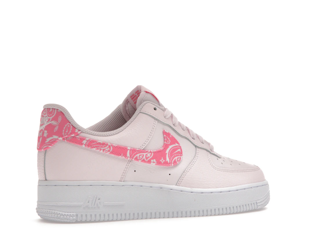 Vue 34 de Nike Air Force 1 Low '07 Paisley Pack Pink 