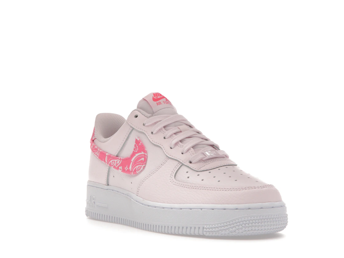Vue 6 de Nike Air Force 1 Low '07 Paisley Pack Pink 
