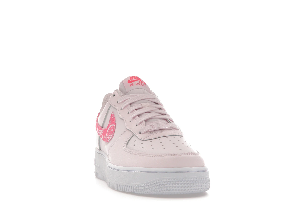 Vue 8 de Nike Air Force 1 Low '07 Paisley Pack Pink 