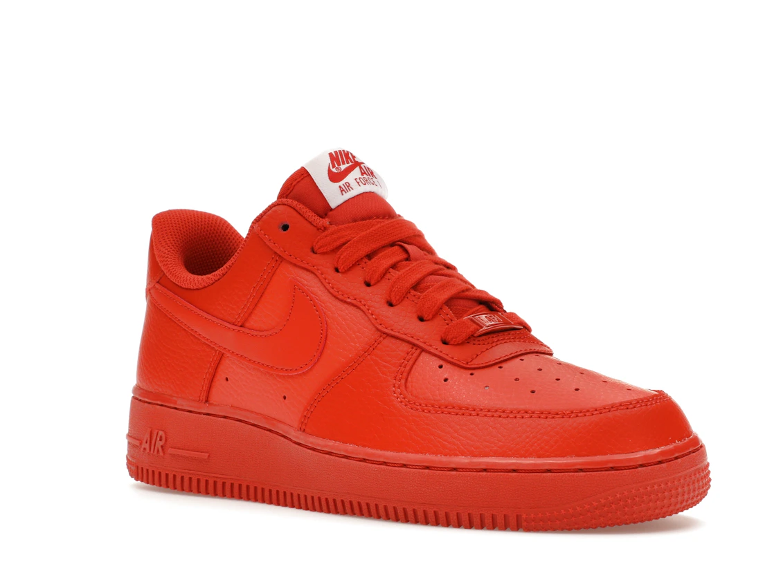 Vue 5 de Nike Air Force 1 Low '07 Triple Orange 