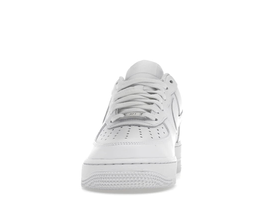 Vue 11 de Nike Air Force 1 Low '07 White 
