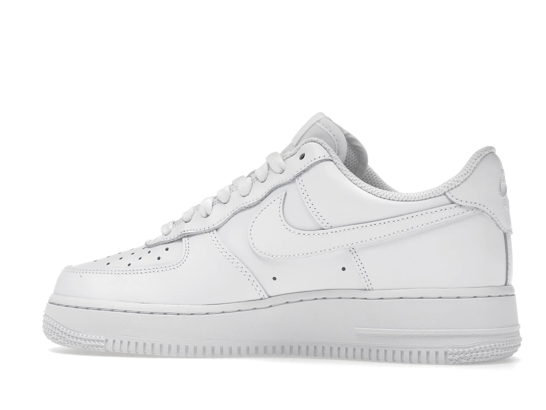 Vue 21 de Nike Air Force 1 Low '07 White 