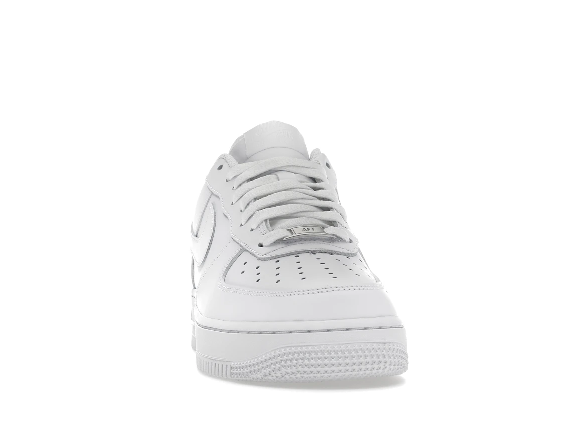 Vue 9 de Nike Air Force 1 Low '07 White 