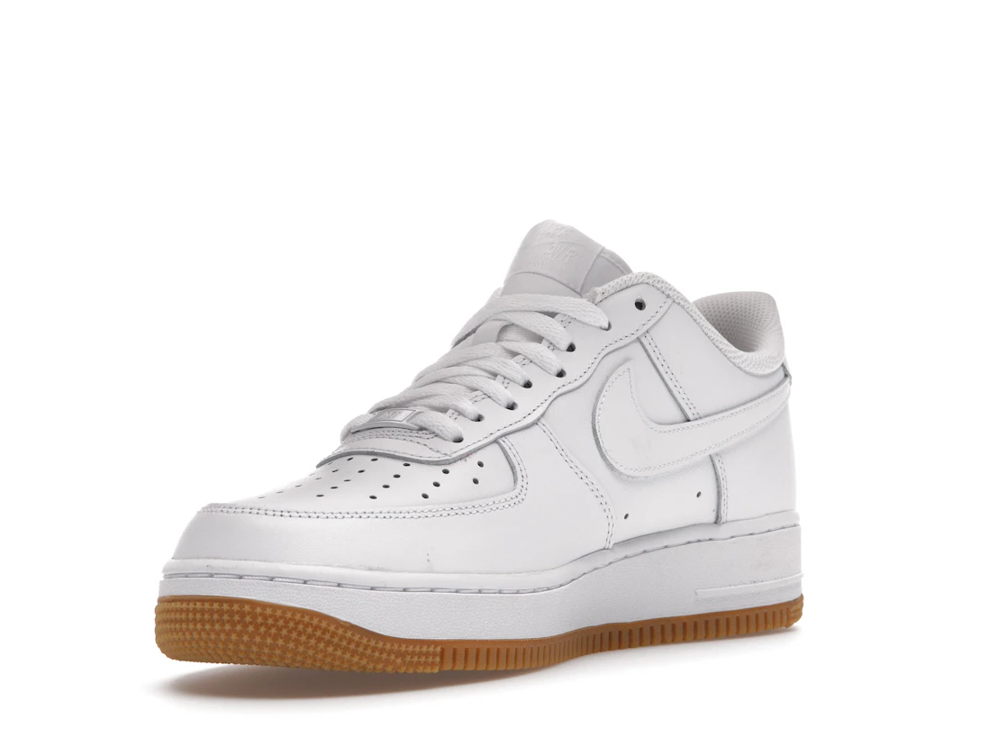 Vue 14 de Nike Air Force 1 Low '07 White Gum