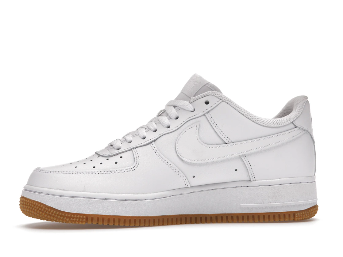 Vue 18 de Nike Air Force 1 Low '07 White Gum