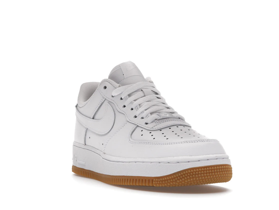 Vue 7 de Nike Air Force 1 Low '07 White Gum
