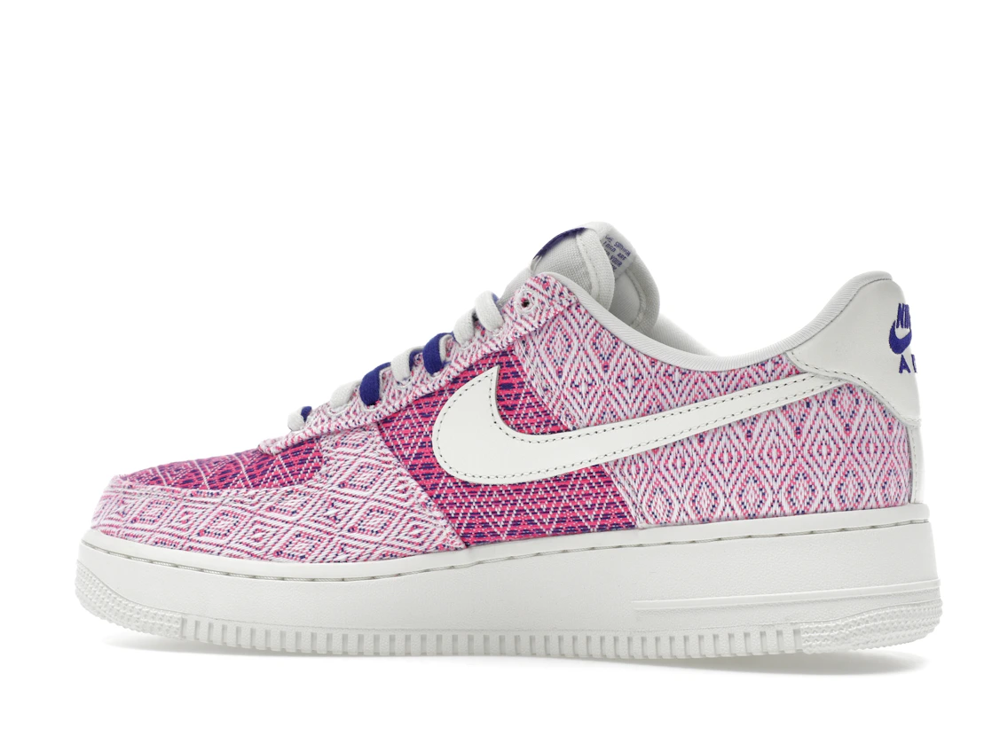 Vue 21 de Nike Air Force 1 Low '07 Woven Together 