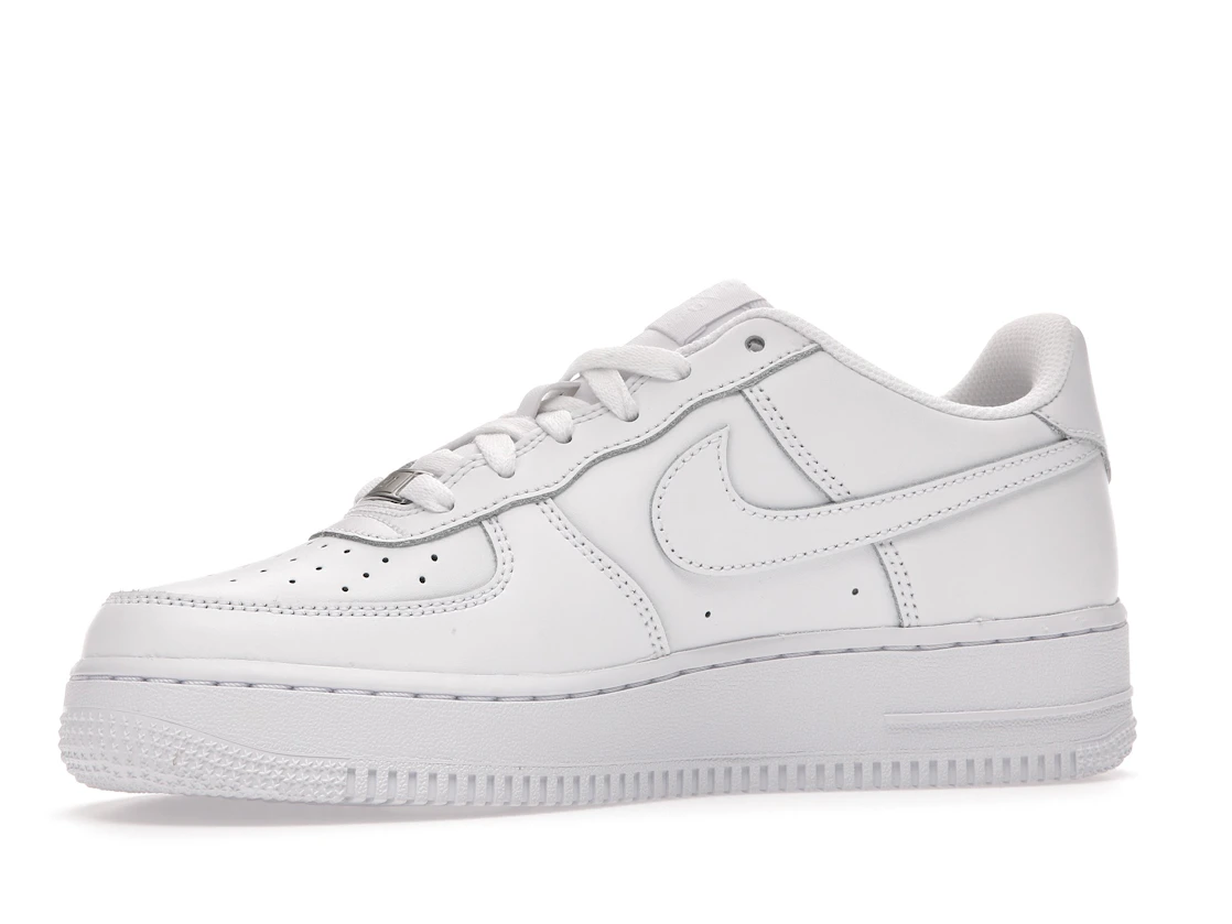 Vue 17 de Nike Air Force 1 Low LE Triple White (GS)
