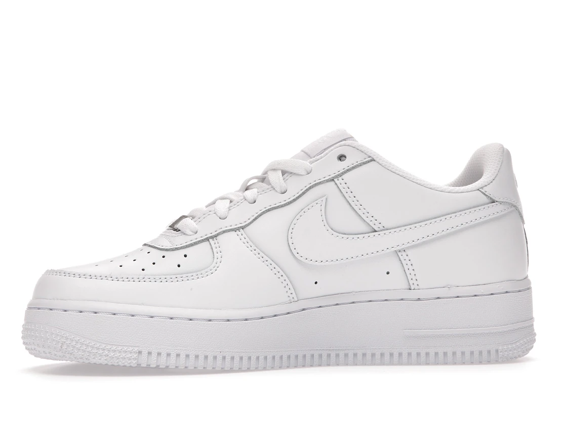 Vue 18 de Nike Air Force 1 Low LE Triple White (GS)