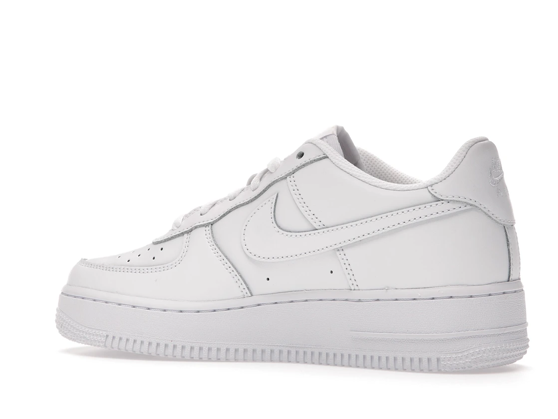 Vue 22 de Nike Air Force 1 Low LE Triple White (GS)