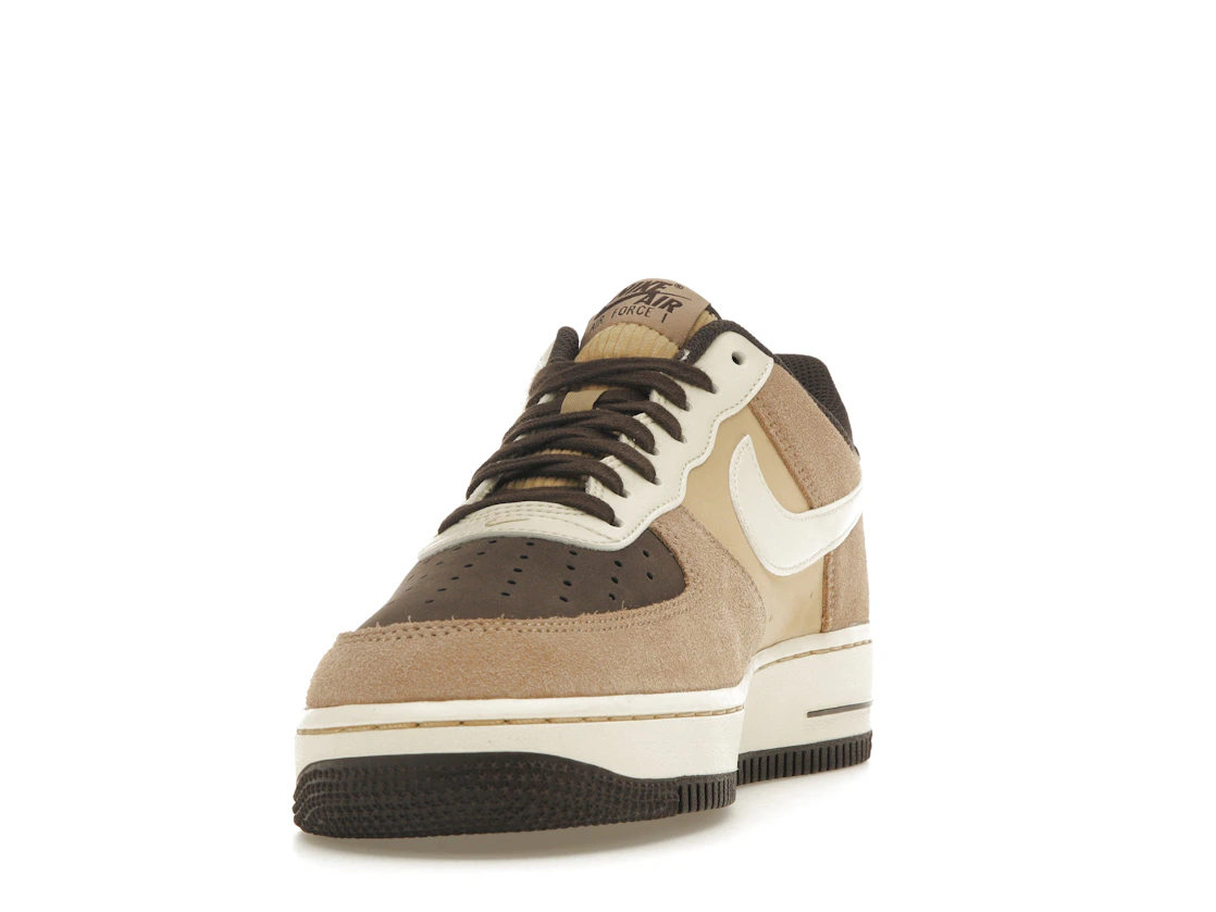 Vue 12 de Nike Air Force 1 Low LV8 EMB Hemp Coconut Milk