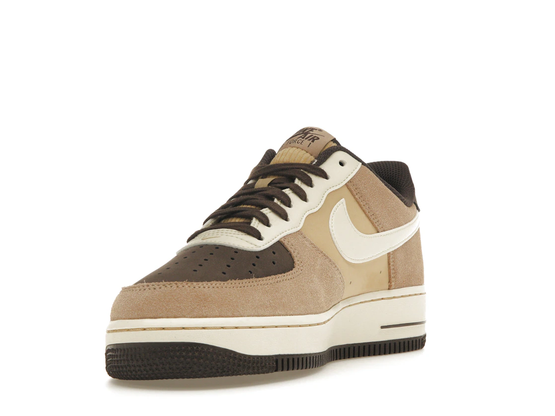 Vue 13 de Nike Air Force 1 Low LV8 EMB Hemp Coconut Milk