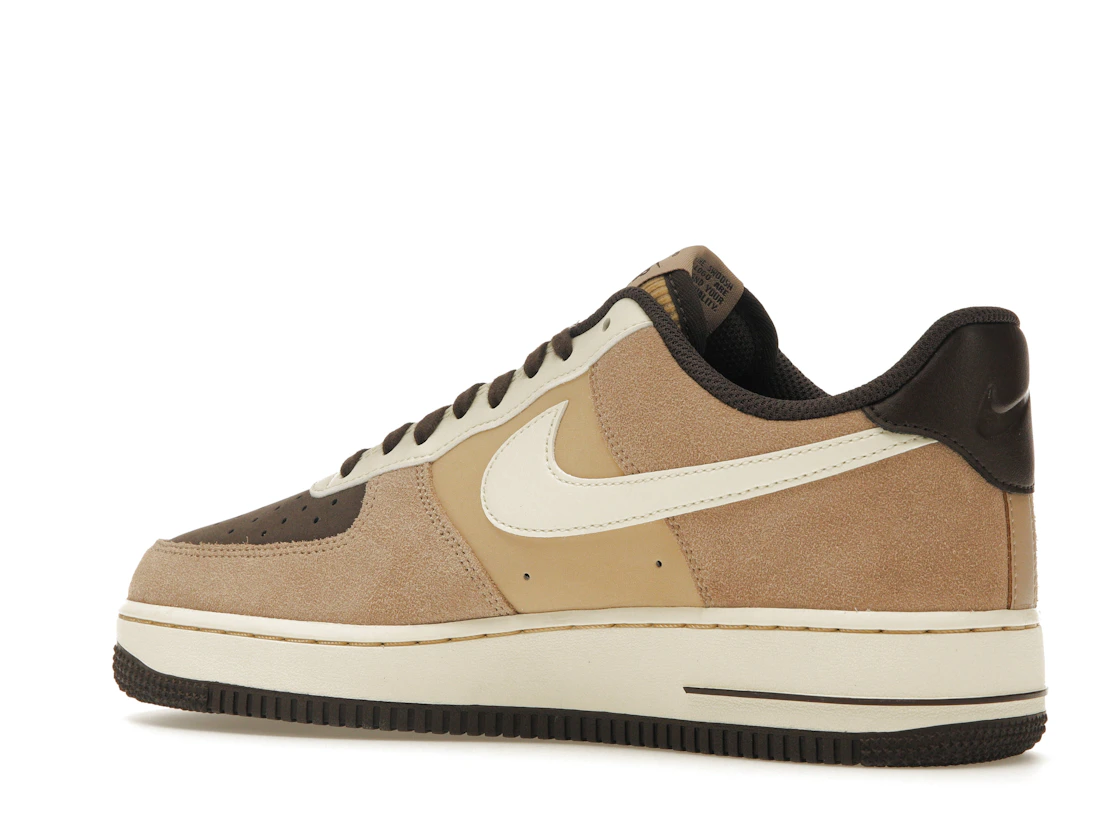Vue 22 de Nike Air Force 1 Low LV8 EMB Hemp Coconut Milk