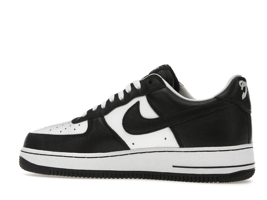 Vue 21 de Nike Air Force 1 Low QS Terror Squad Blackout