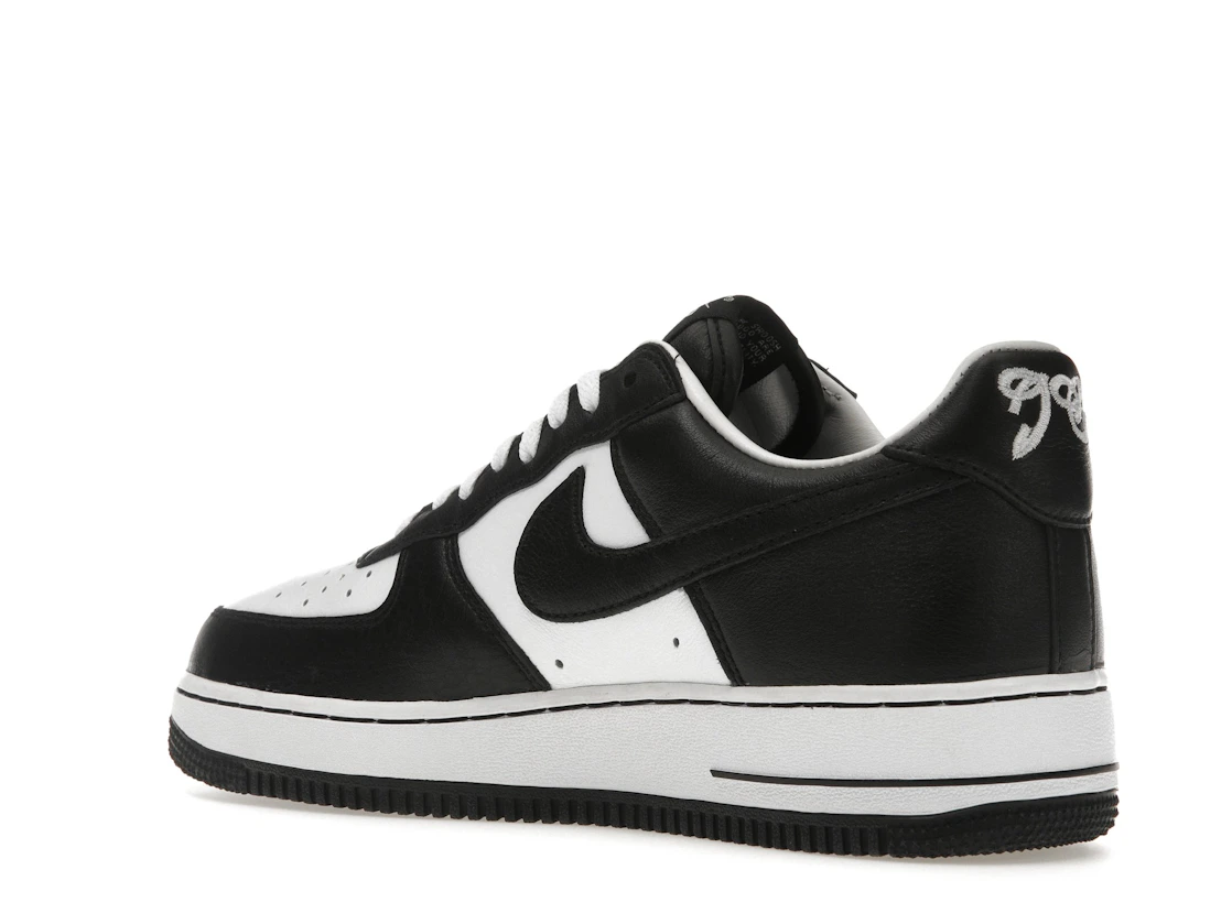 Vue 23 de Nike Air Force 1 Low QS Terror Squad Blackout