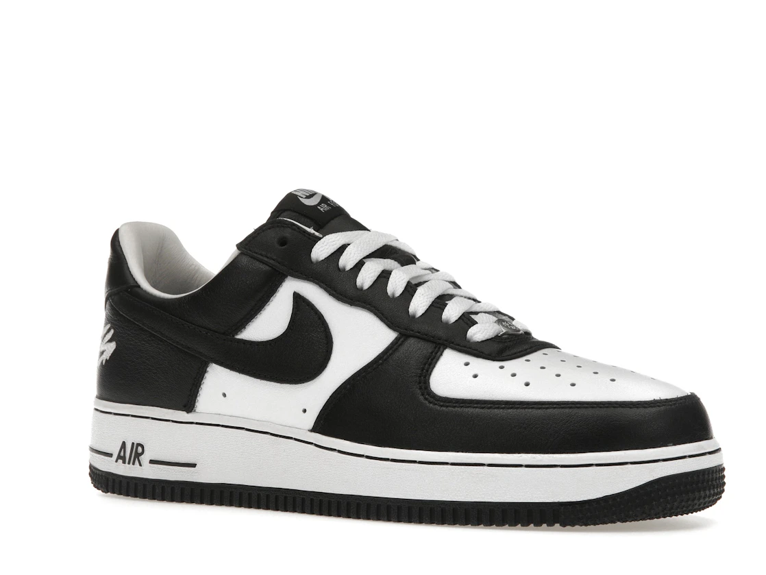 Vue 4 de Nike Air Force 1 Low QS Terror Squad Blackout
